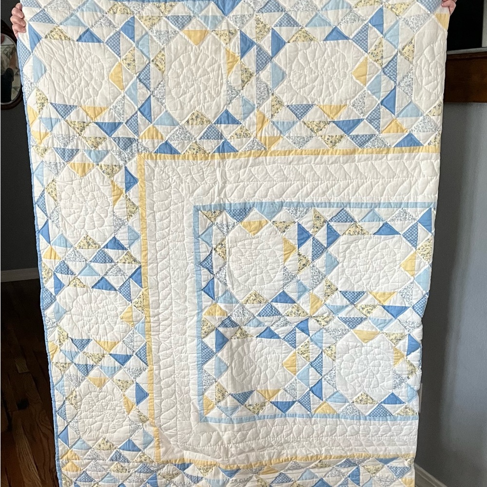 Twin Size Bedding Quilt